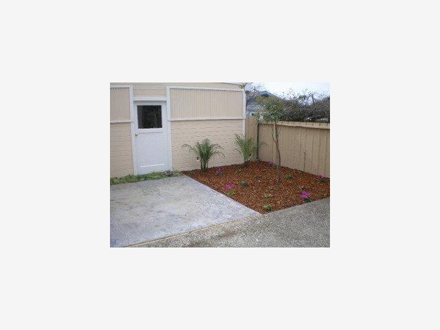 280 Brighton Road Pacifica, CA 94044 - Photo 8 of 9 a black and white photo of a hallway