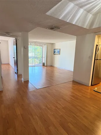 $1,600 | 3670 Inverrary Drive, Unit 3B, Lauderhill, FL 33319