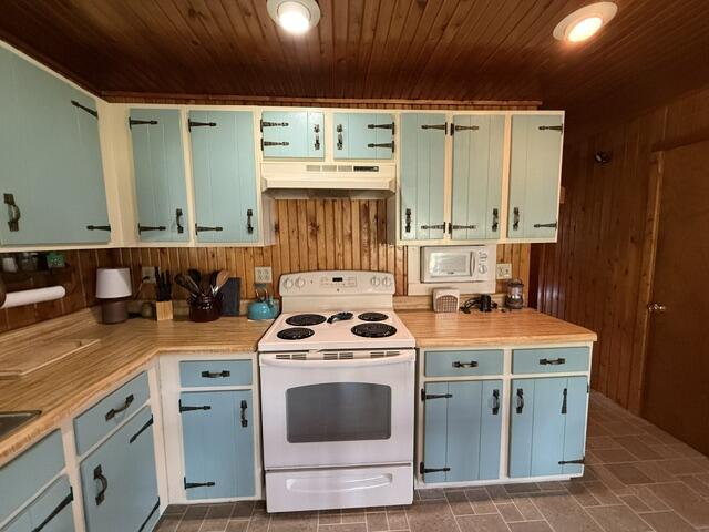 378 Main Street Princeton, ME 04668 - Photo 28 of 110 IMG_6169 (1)