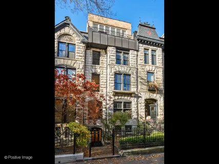 $1,500,000 | 1362 North State Parkway, Chicago, IL 60610