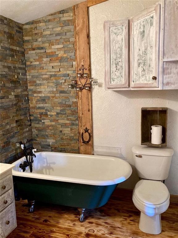 2949 Oneida Valley Road Hilliards, PA 16040 - Photo 10 of 25 Gallery Image 10