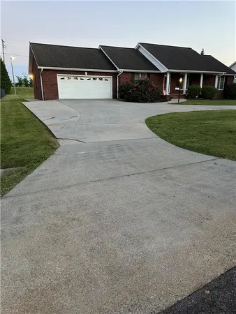 $259,500 | 128 Meadowview Road, Mocksville, NC 27028