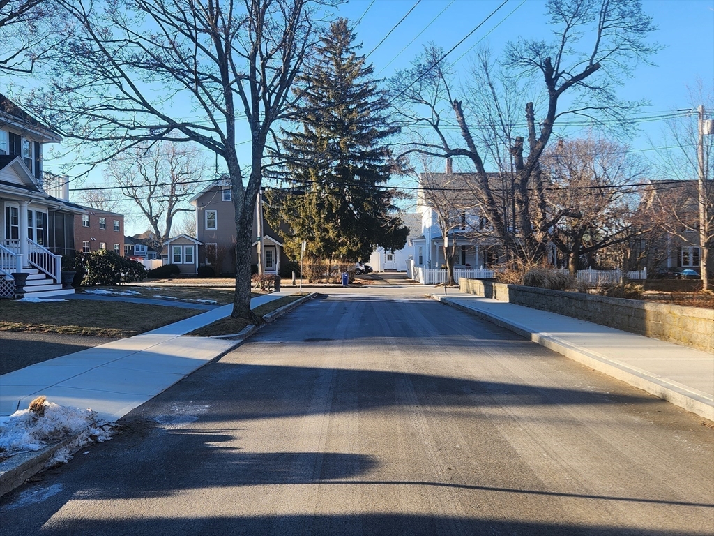 76 Edgemere Road Quincy, MA 02169 - Photo 17 of 18