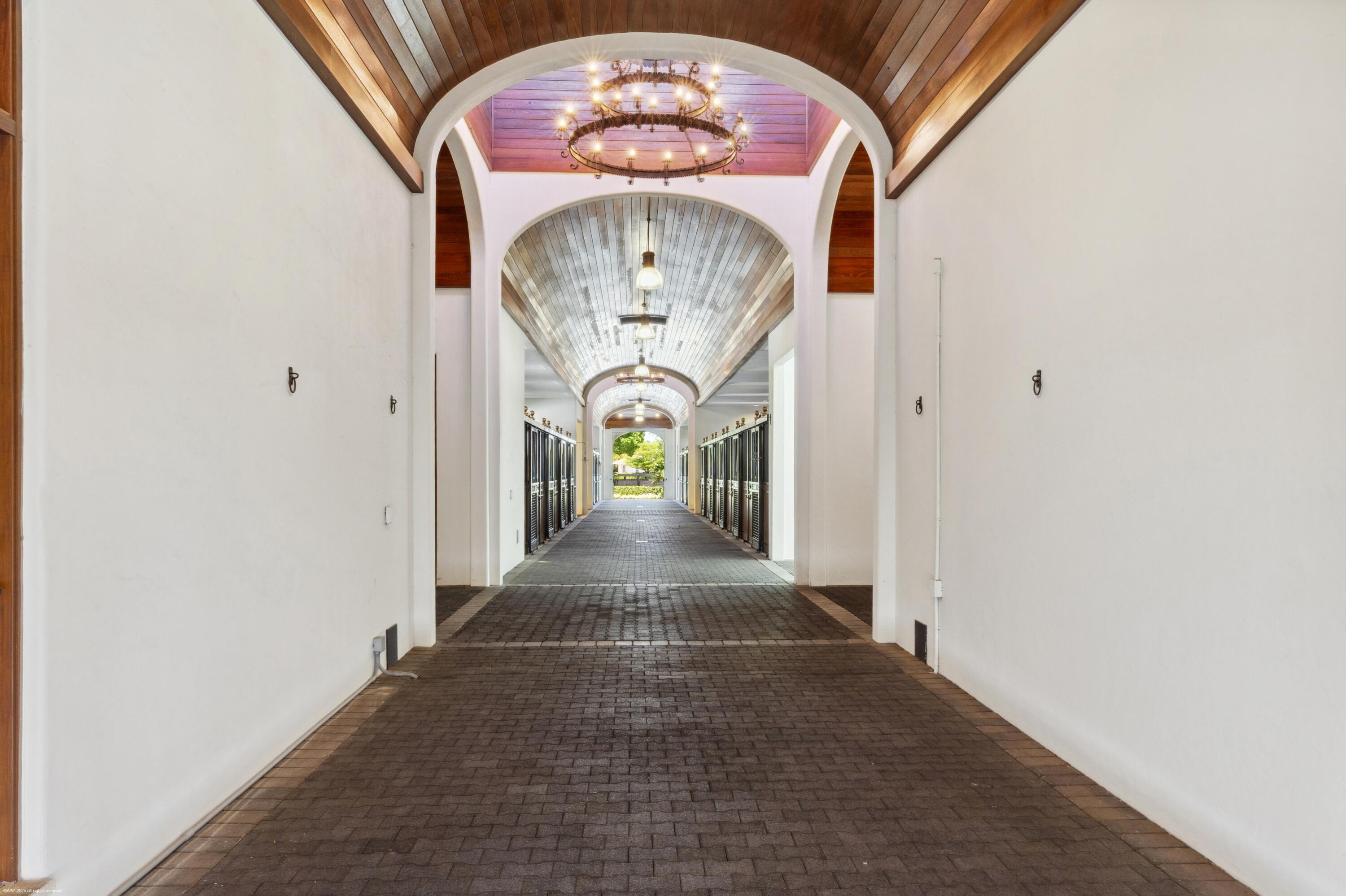 14775 Equestrian Way Wellington, FL 33414 - Photo 38 of 114 14775 Equestrian Way 032