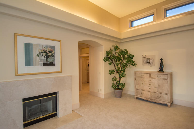996 River Bend Road Redding, CA 96003 - Photo 29 of 47 Marble Faced Fireplace