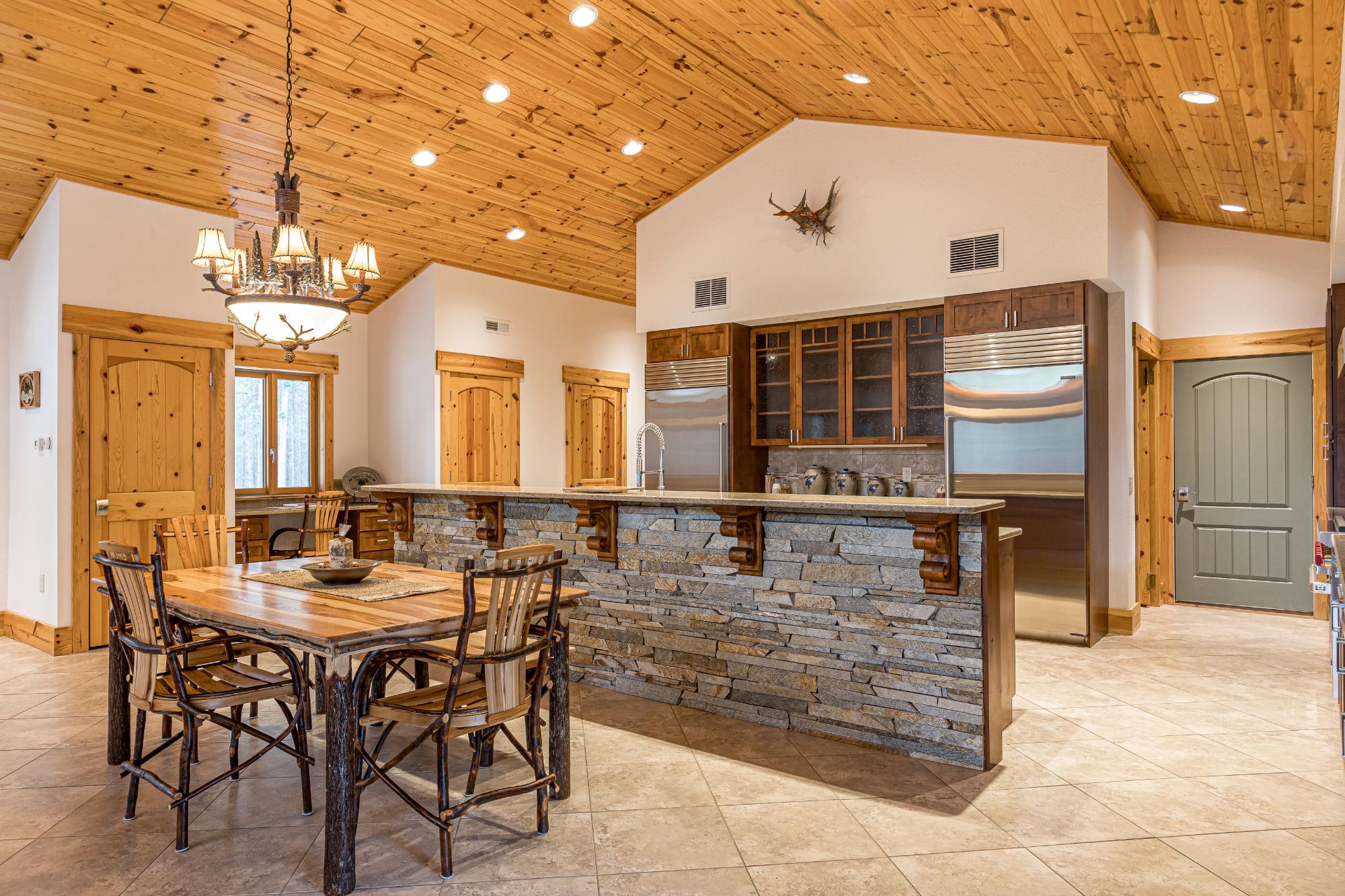 7544 Ashlynn Court Rhinelander, WI 54501 - Photo 7 of 47 Gallery Image 7