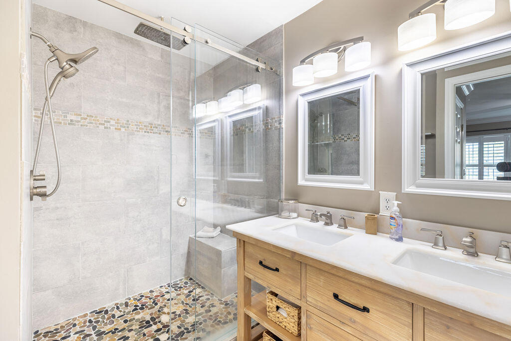 1038 Jeffery Street Boca Raton, FL 33487 - Photo 21 of 47 545A5254-HDR