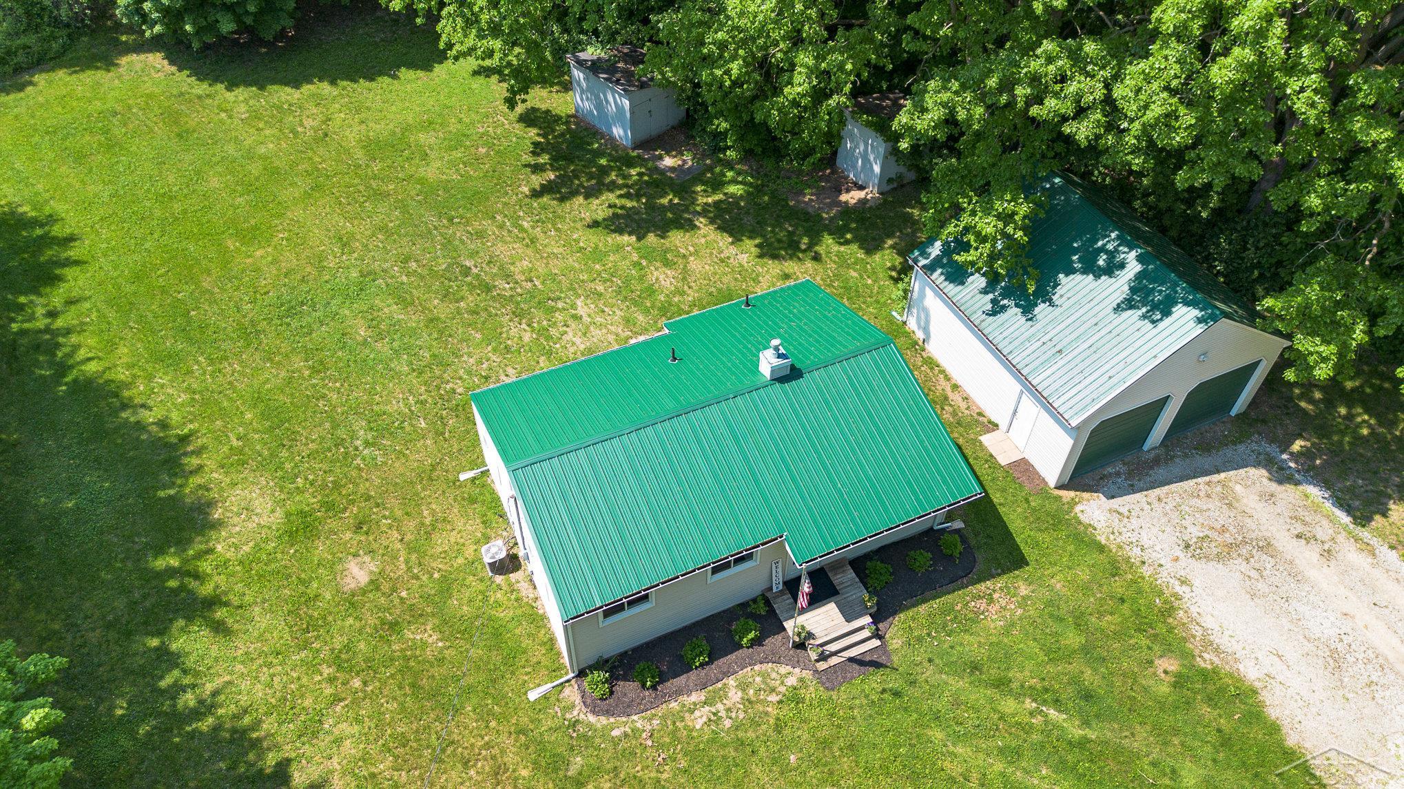 229 South Van Road Holly, MI 48442 - Photo 32 of 35 50142938-1cdc60b8-7494-47a5-8bdf-2be02361ec5a.JPG