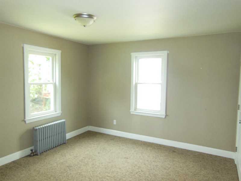 69 Crossland Road West Warwick, RI 02893 - Photo 11 of 20 Master Bedroom.