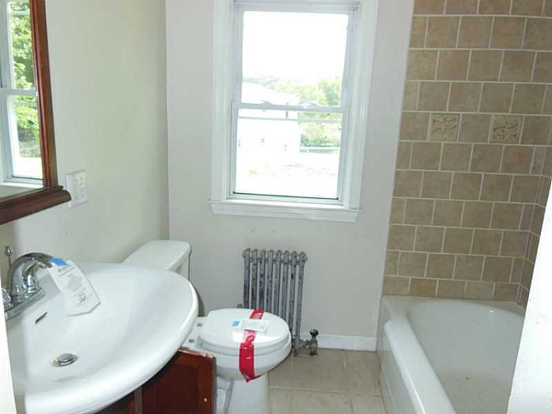 69 Crossland Road West Warwick, RI 02893 - Photo 14 of 20 Bathroom.