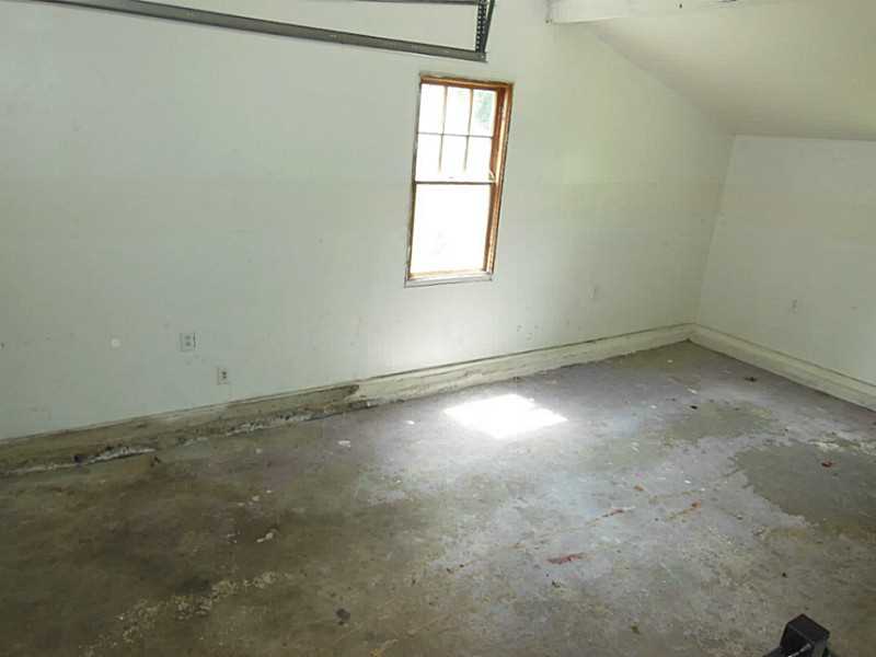 69 Crossland Road West Warwick, RI 02893 - Photo 16 of 20 Garage.