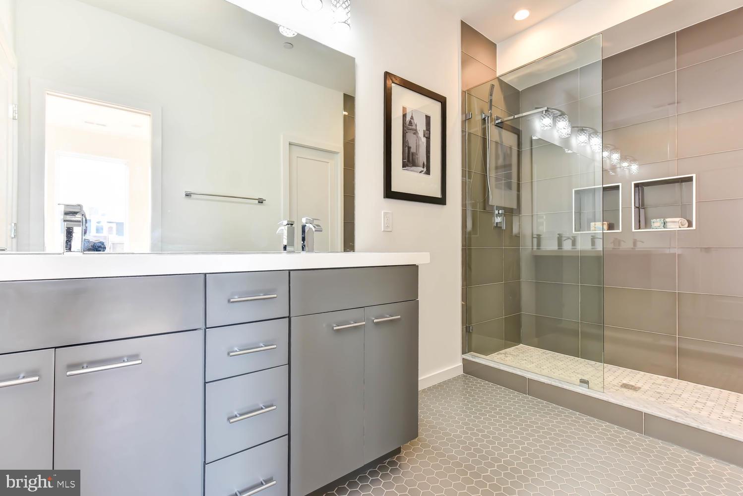 20 Channing Street Northwest, Unit 2 Washington, DC 20001 - Photo 20 of 35 Full Bath 2