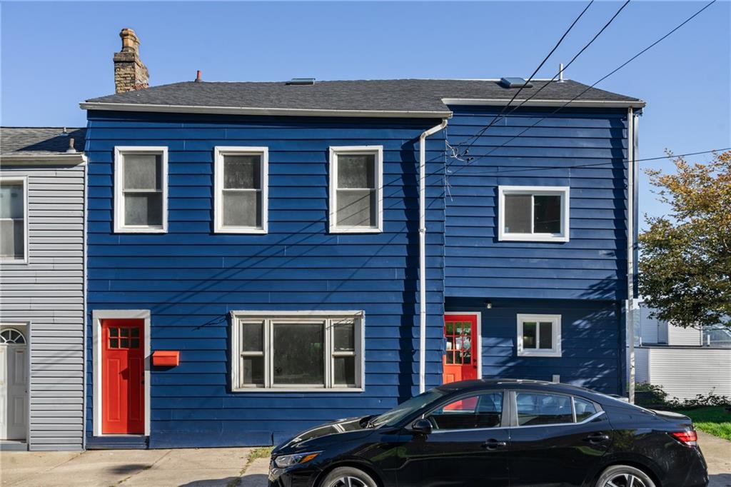 Welcome to 33 Pius St!