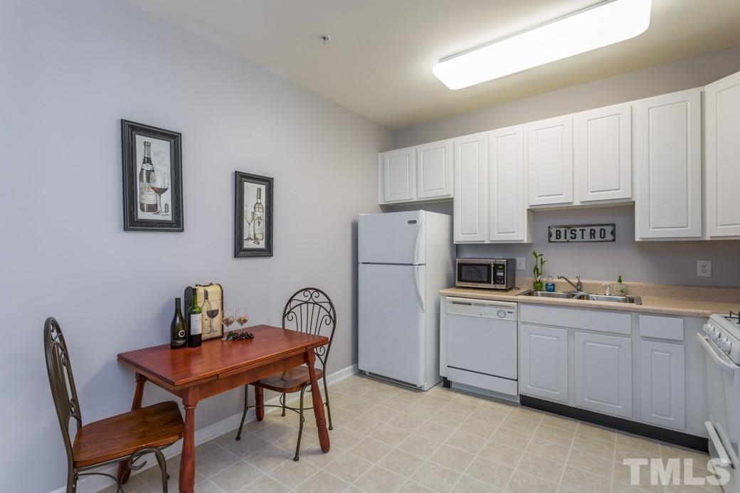 2220 Raven Road, Unit 103 Raleigh, NC 27614 - Photo 3 of 6 Gallery Image 3