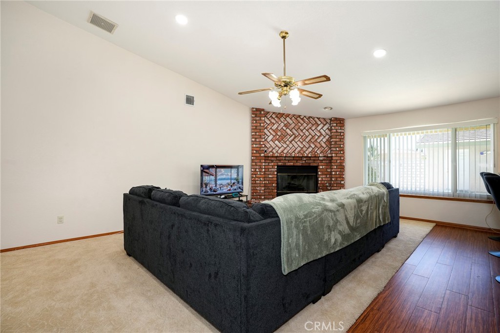 14664 Pamlico Road Apple Valley, CA 92307 - Photo 8 of 49 Gallery Image 8