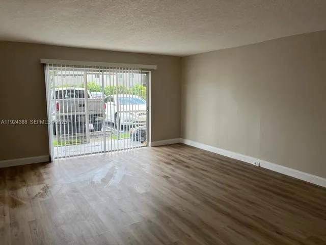 $1,450 | Lauderdale Lakes West Gate, Lauderdale Lakes, FL 33313