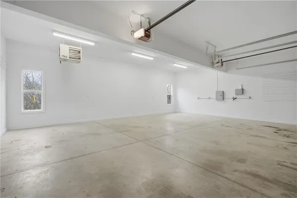 $895,000 | 6205 Northwest Saddle Club Court, Kansas City, MO 64152