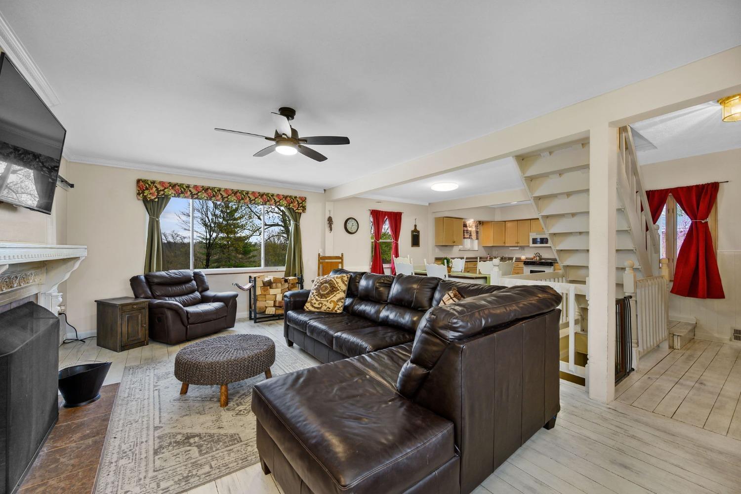 5254 Boomer Road Cincinnati, OH 45247 - Photo 14 of 48 Gallery Image 14