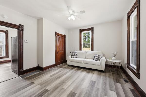 Madisonfrontroom1
