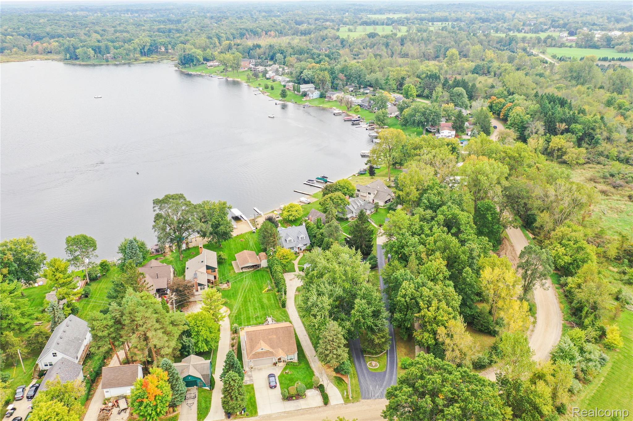 2653 Rubbins Road Howell, MI 48843 - Photo 50 of 59 Drone9.jpg