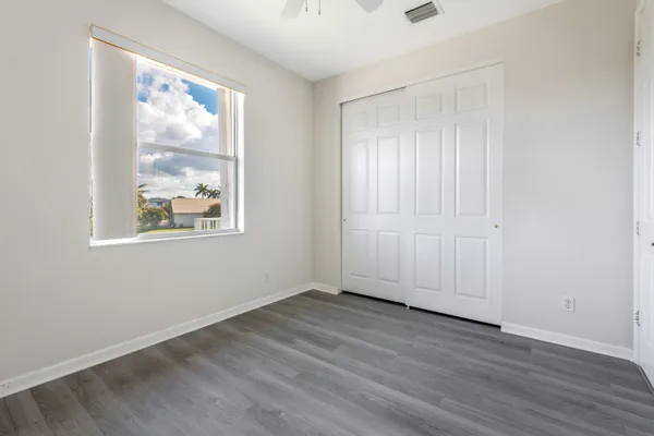 $4,500 | 102 Ibisca Terrace, Royal Palm Beach, FL 33411