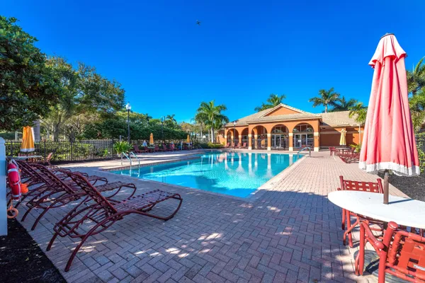 $4,500 | 102 Ibisca Terrace, Royal Palm Beach, FL 33411