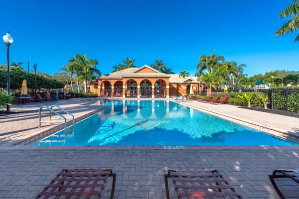 $4,500 | 102 Ibisca Terrace, Royal Palm Beach, FL 33411