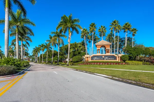 $4,500 | 102 Ibisca Terrace, Royal Palm Beach, FL 33411