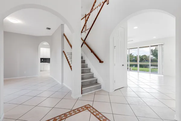 $4,500 | 102 Ibisca Terrace, Royal Palm Beach, FL 33411