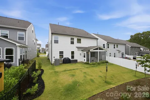 $679,000 | 115 Summerhill Drive, Mooresville, NC 28115