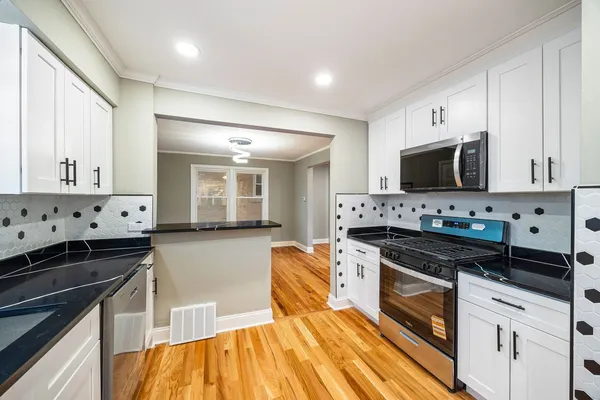 $325,000 | 10615 South Emerald Avenue, Chicago, IL 60628