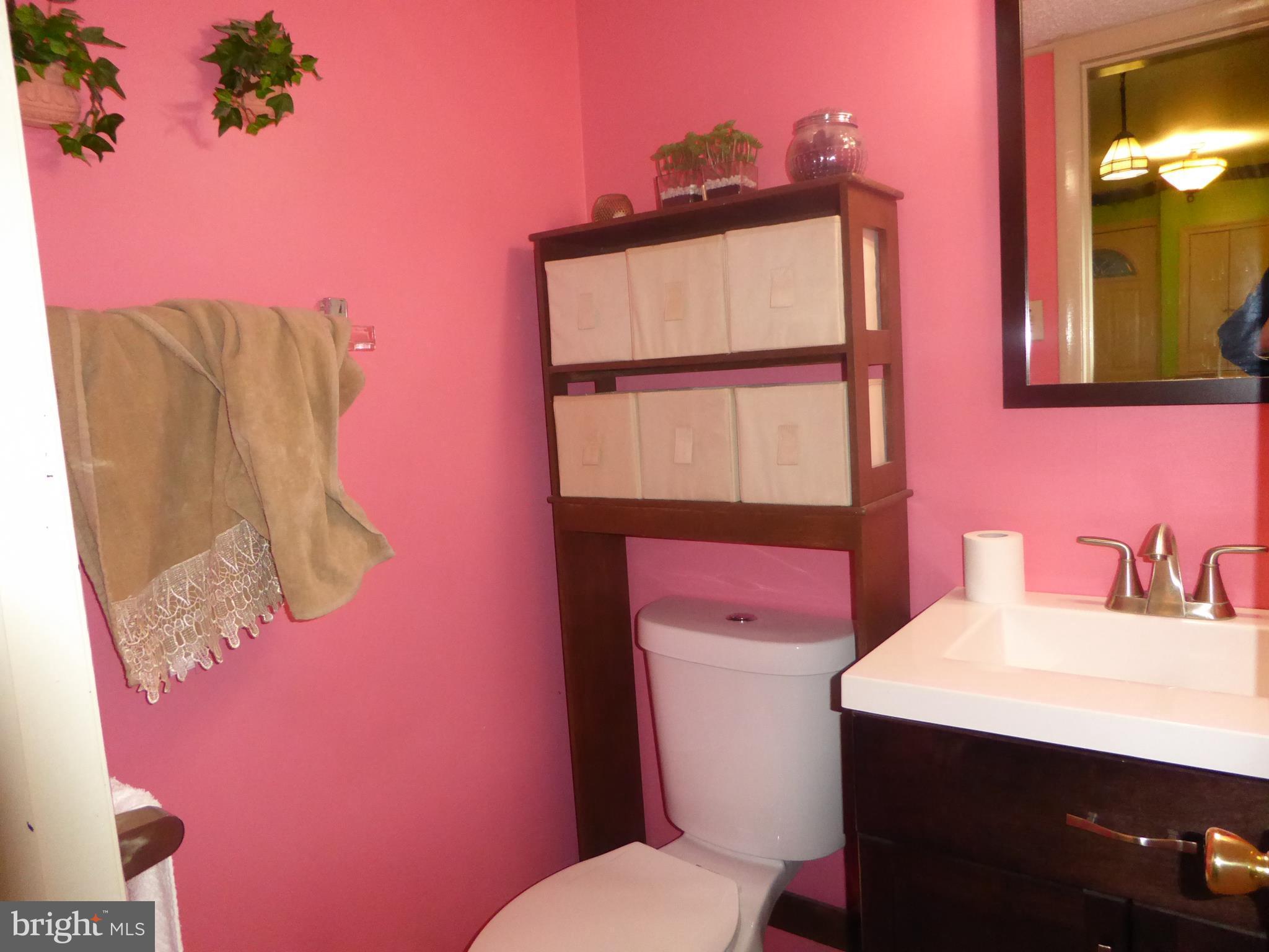 9202 Good Luck Road Lanham, MD 20706 - Photo 22 of 28 Bath