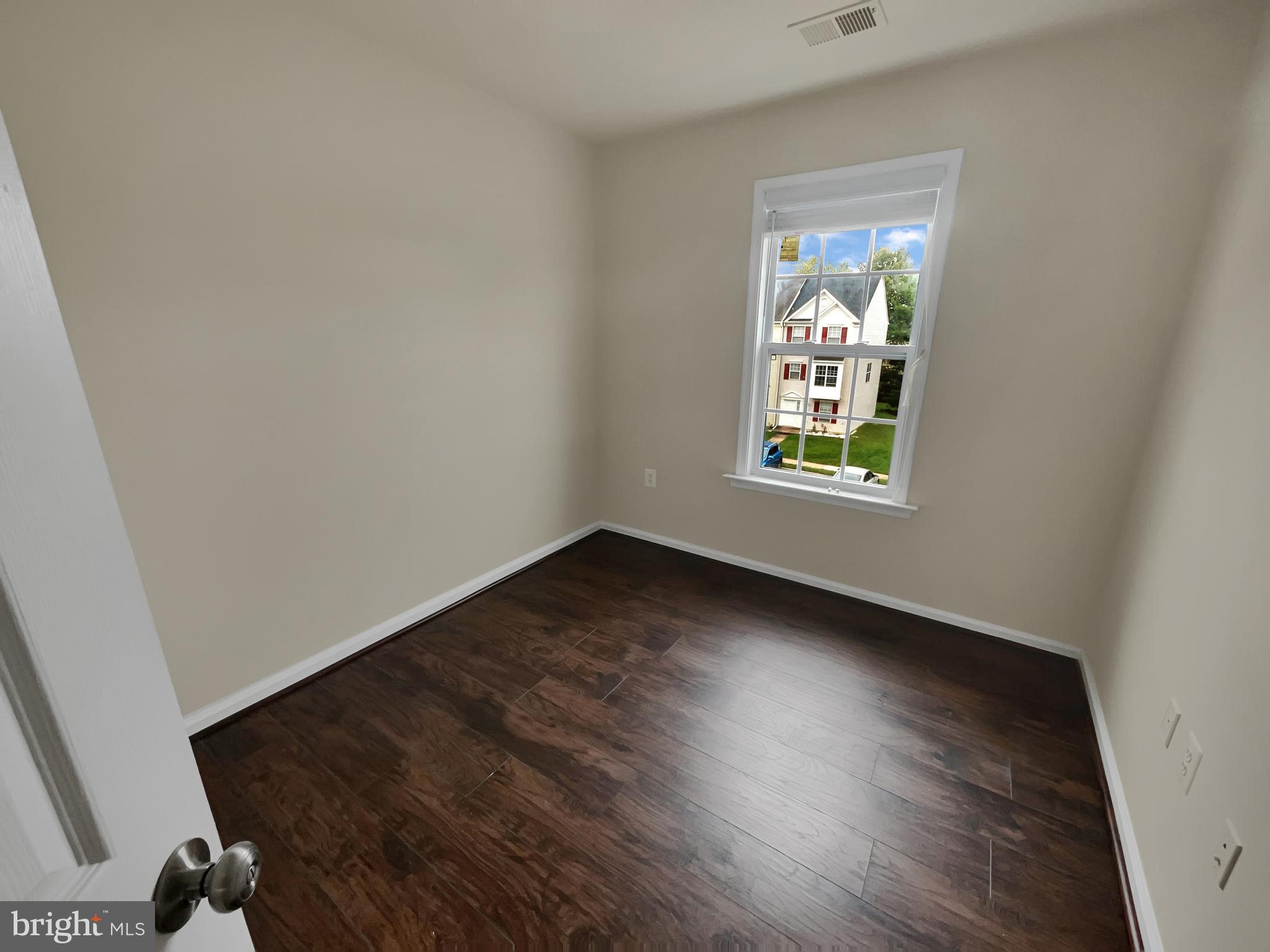 20848 Apollo Terrace Ashburn, VA 20147 - Photo 12 of 17