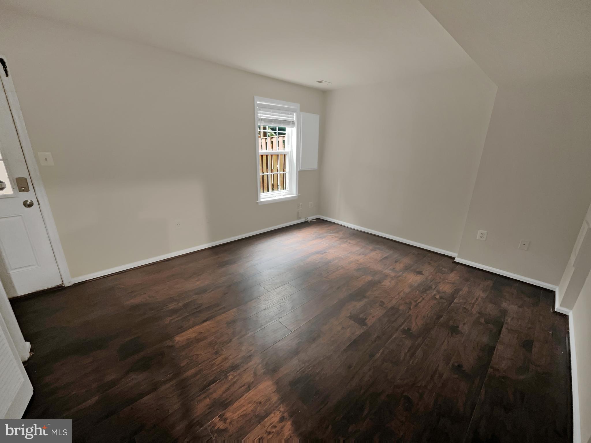 20848 Apollo Terrace Ashburn, VA 20147 - Photo 16 of 17