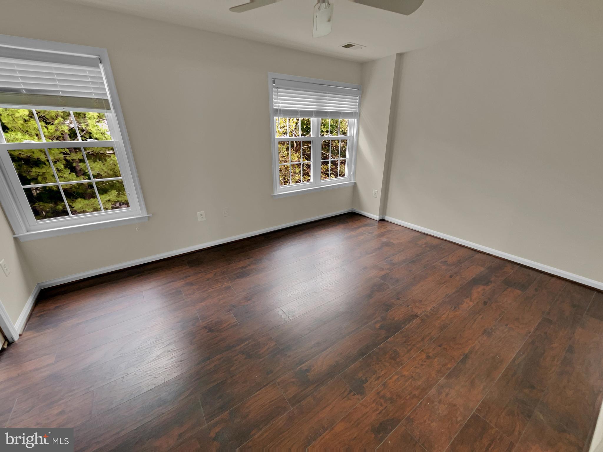 20848 Apollo Terrace Ashburn, VA 20147 - Photo 5 of 17