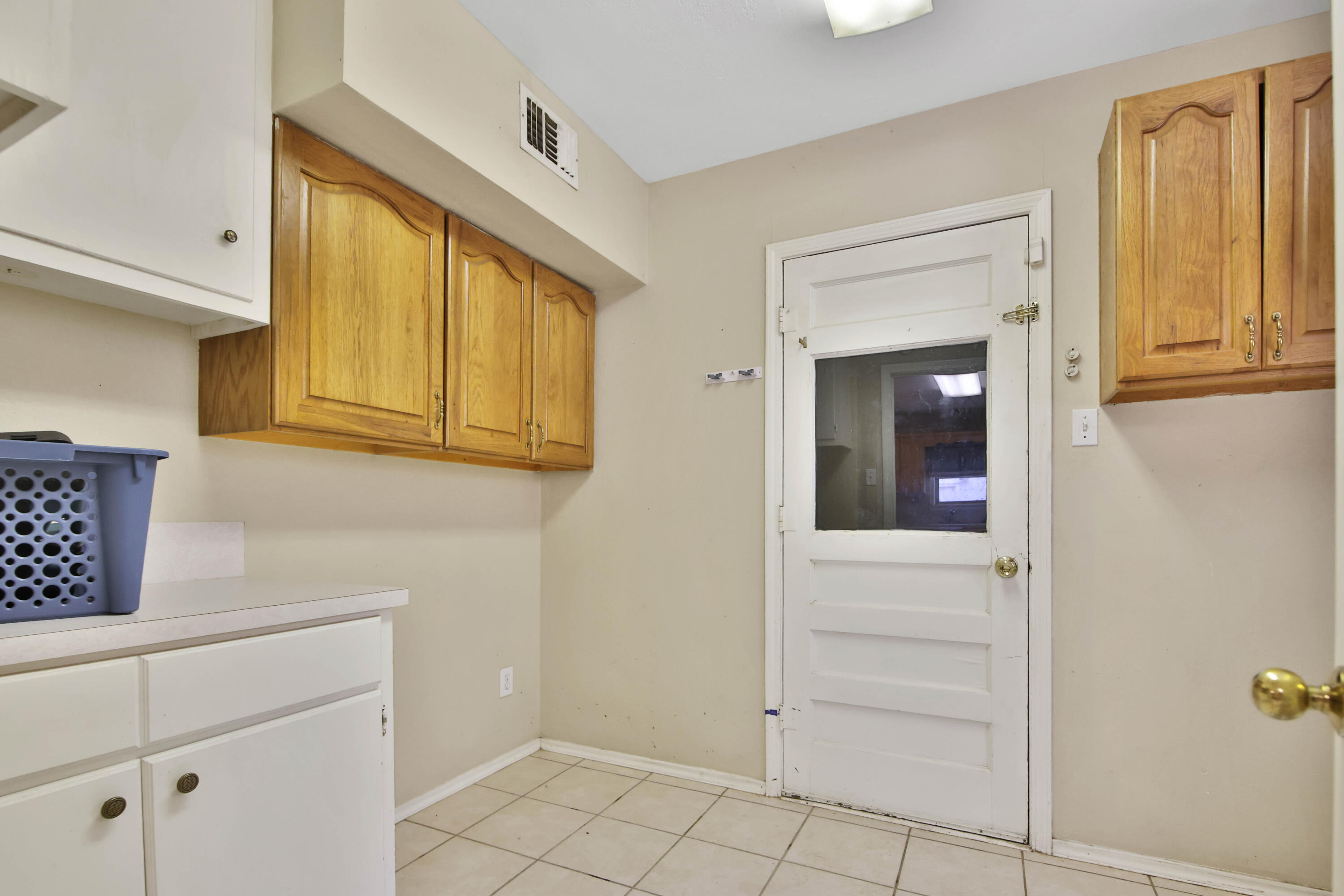 2810 42nd Street Lubbock, TX 79413 - Photo 15 of 39 IMG_0027