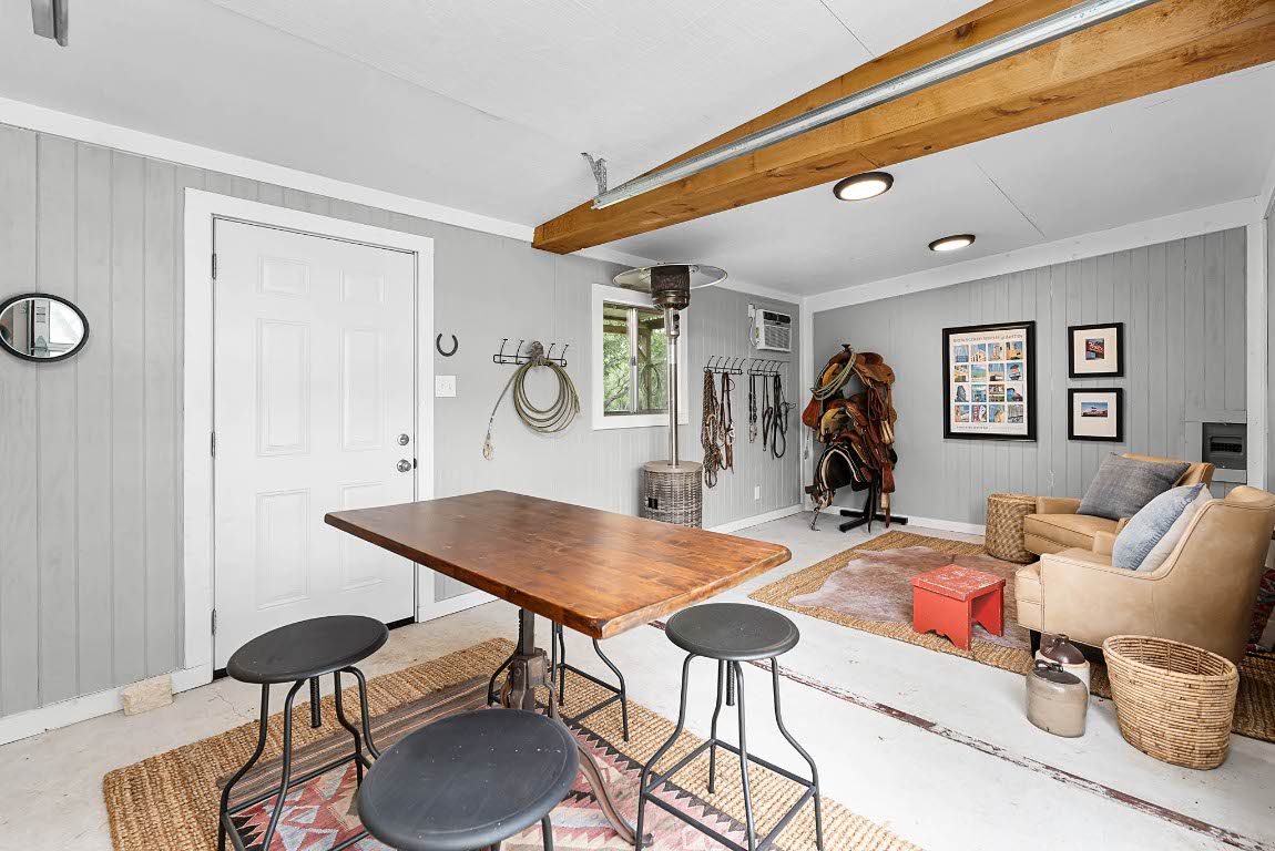 1921 Ruby Ranch Road Buda, TX 78610 - Photo 27 of 36 a view of a livingroom and dining room
