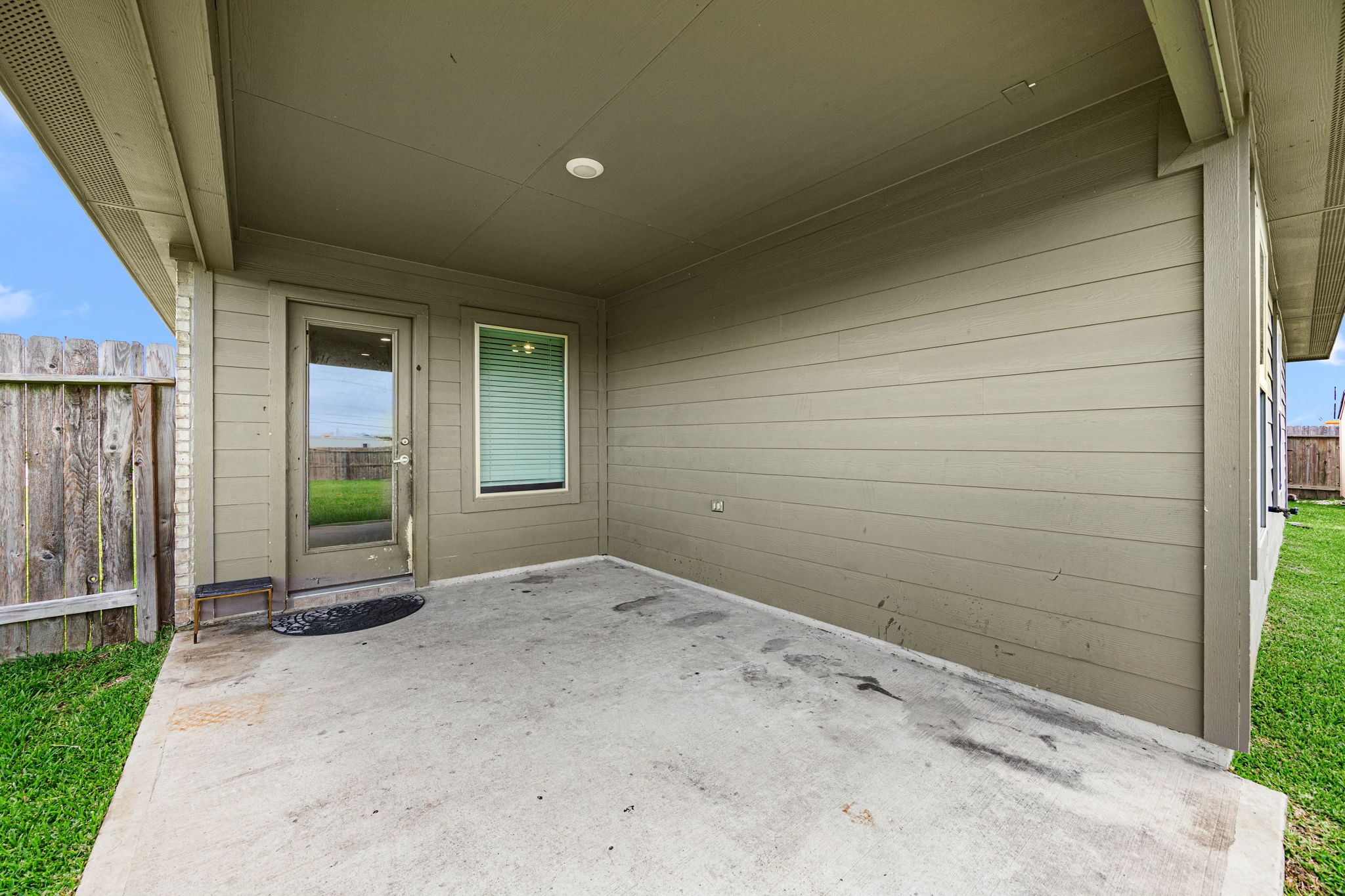 8002 Tamarind Lane Baytown, TX 77521 - Photo 27 of 35