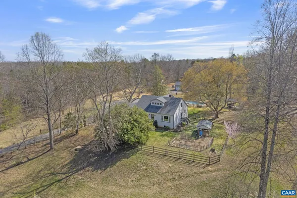 $1,250,000 | 4941-4939 Richmond Road, Keswick, VA 22947