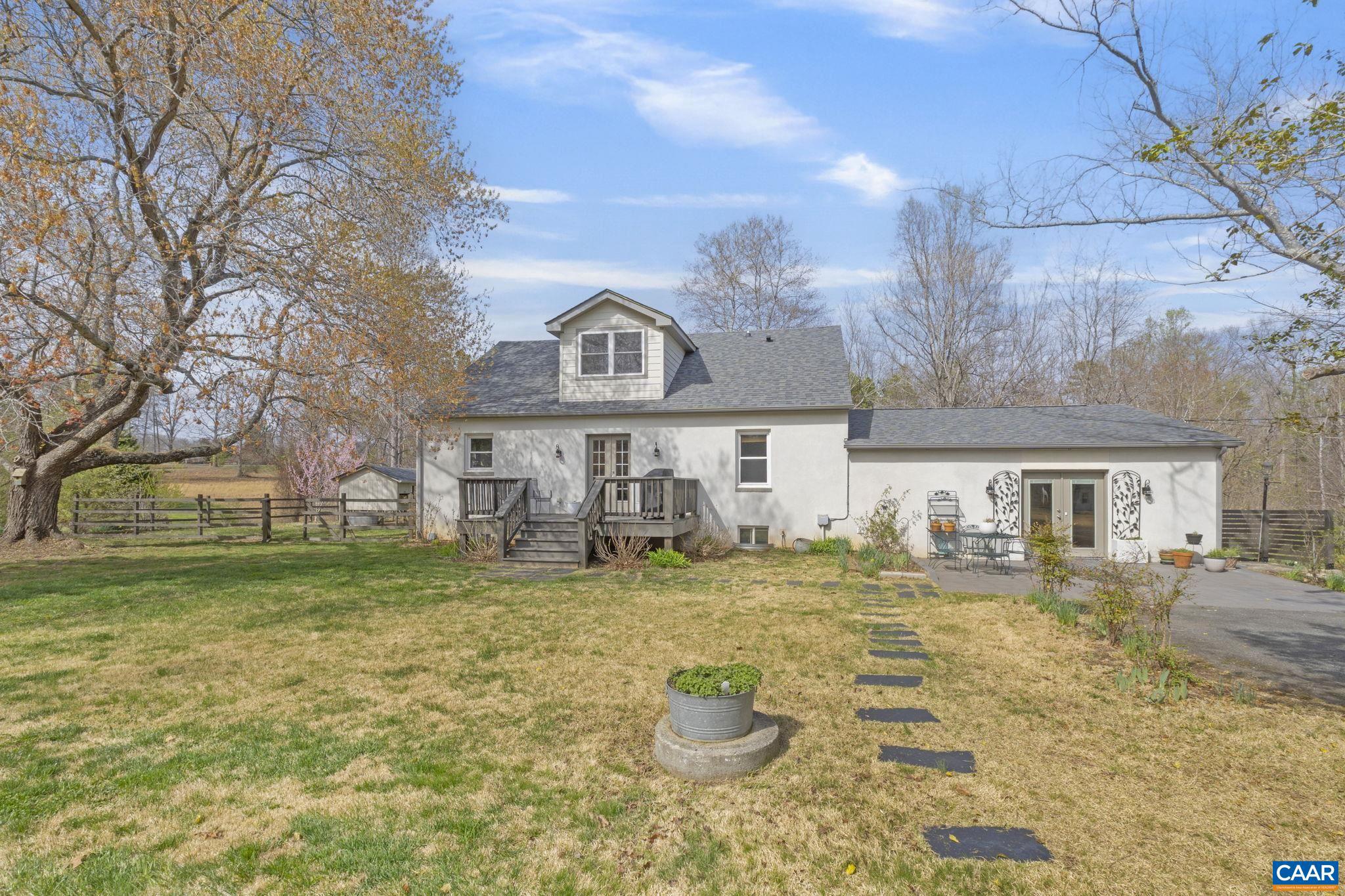 4941-4939 Richmond Road Keswick, VA 22947 - Photo 2 of 75