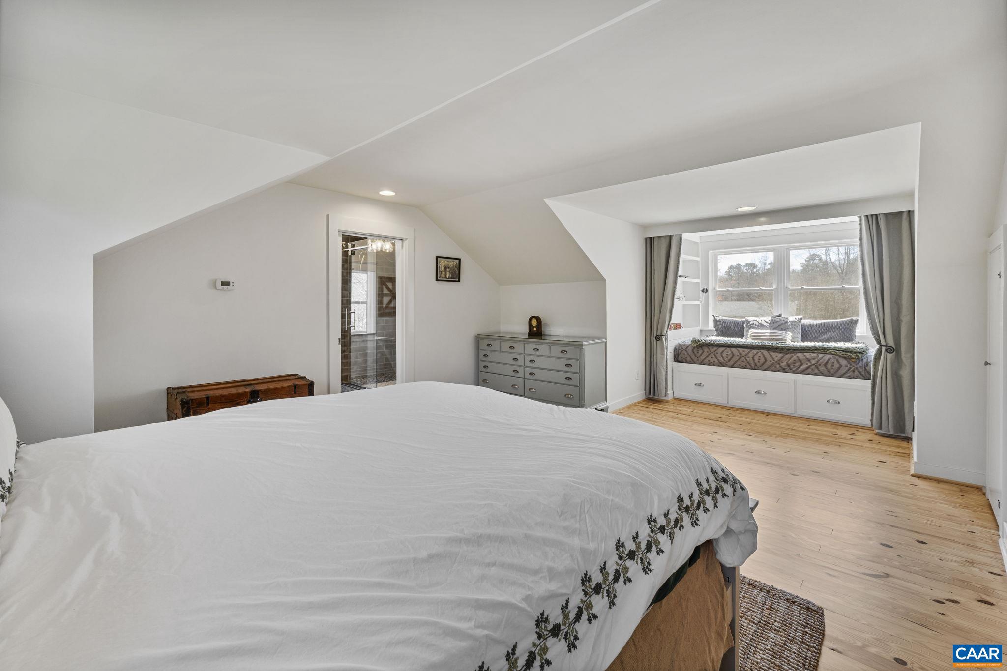 4941-4939 Richmond Road Keswick, VA 22947 - Photo 22 of 75