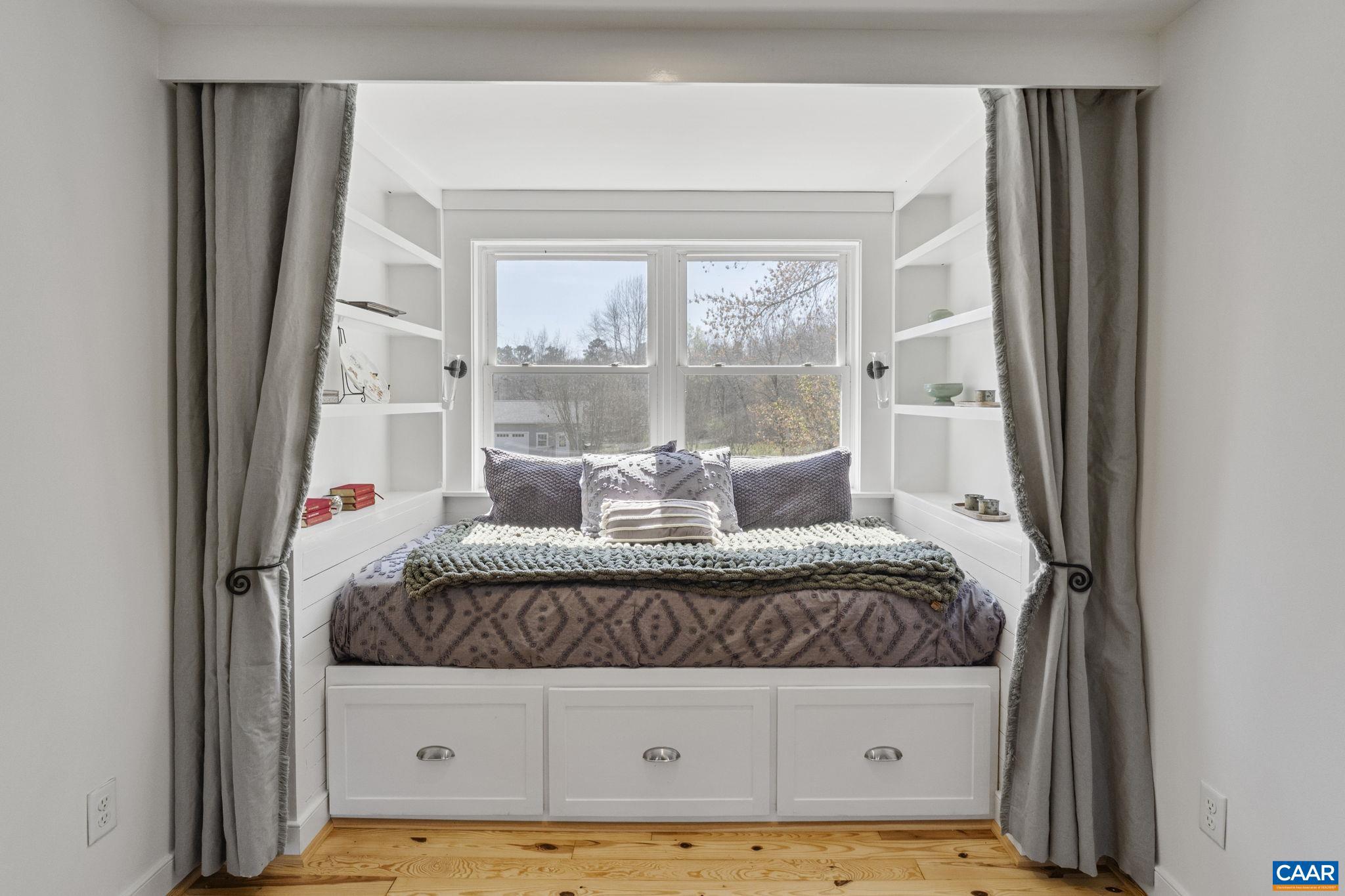 4941-4939 Richmond Road Keswick, VA 22947 - Photo 23 of 75