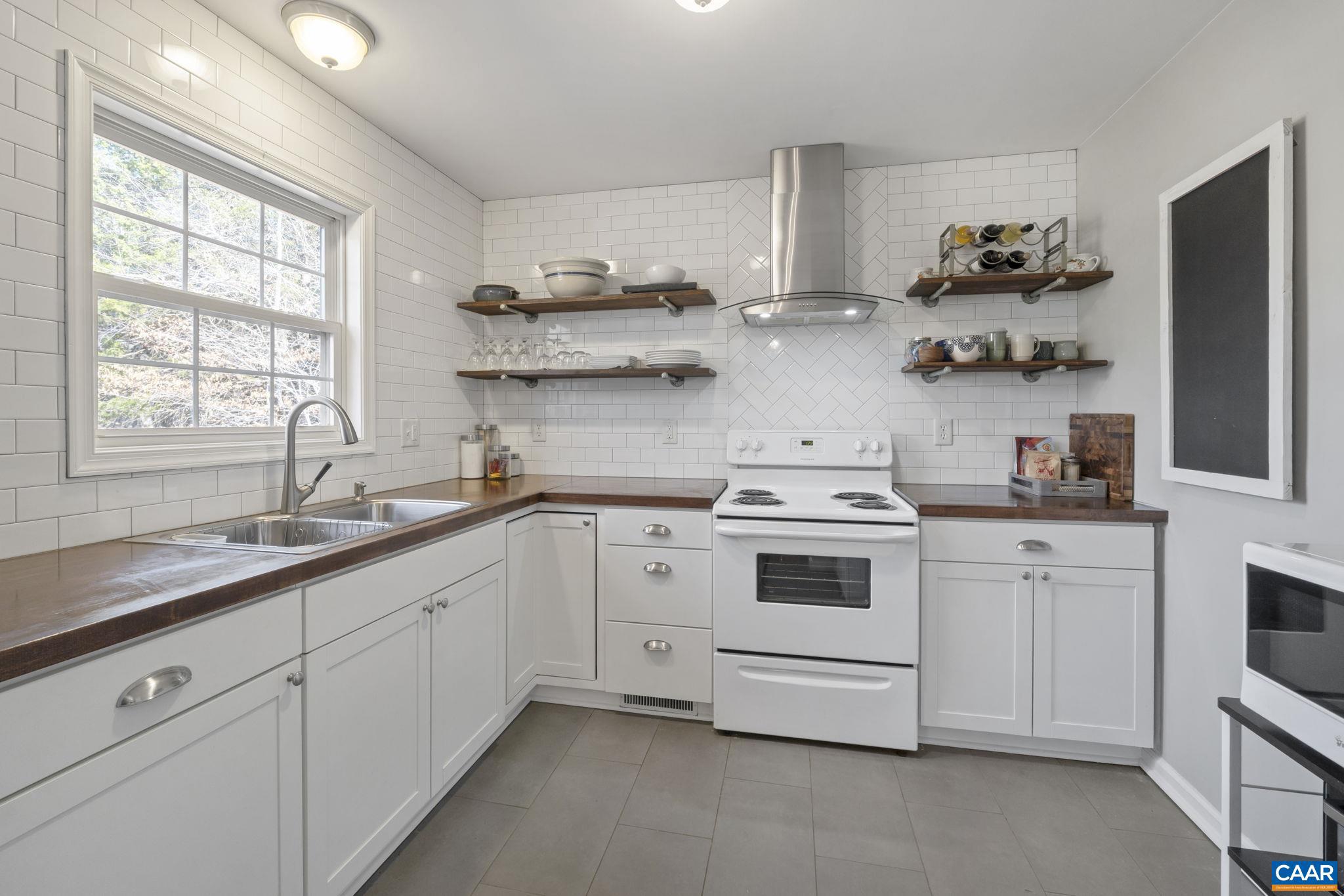 4941-4939 Richmond Road Keswick, VA 22947 - Photo 56 of 75