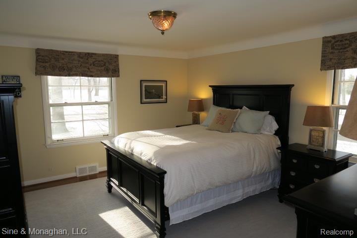332 Cloverly Road Grosse Pointe, MI 48236 - Photo 17 of 40 image35.jpg