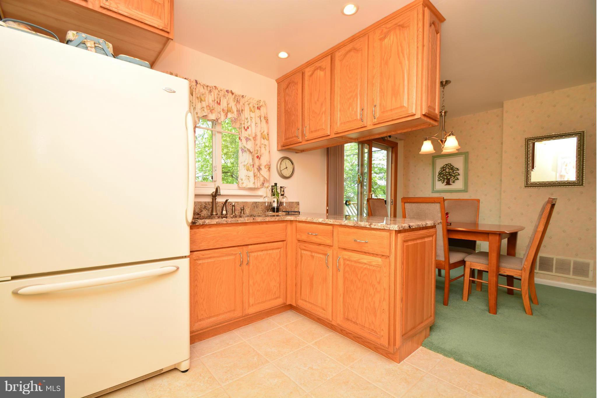 402 Nollmeyer Road Baltimore, MD 21220 - Photo 11 of 30 Kitchen