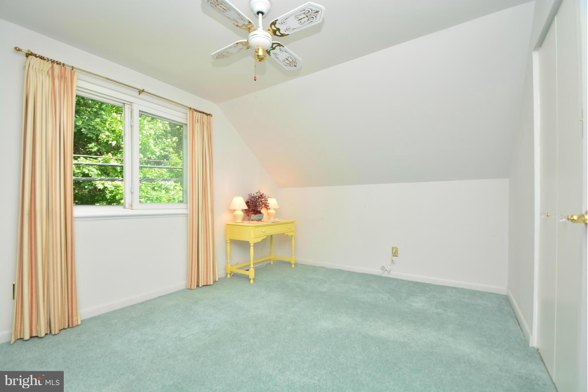 402 Nollmeyer Road Baltimore, MD 21220 - Photo 20 of 30 Bedroom