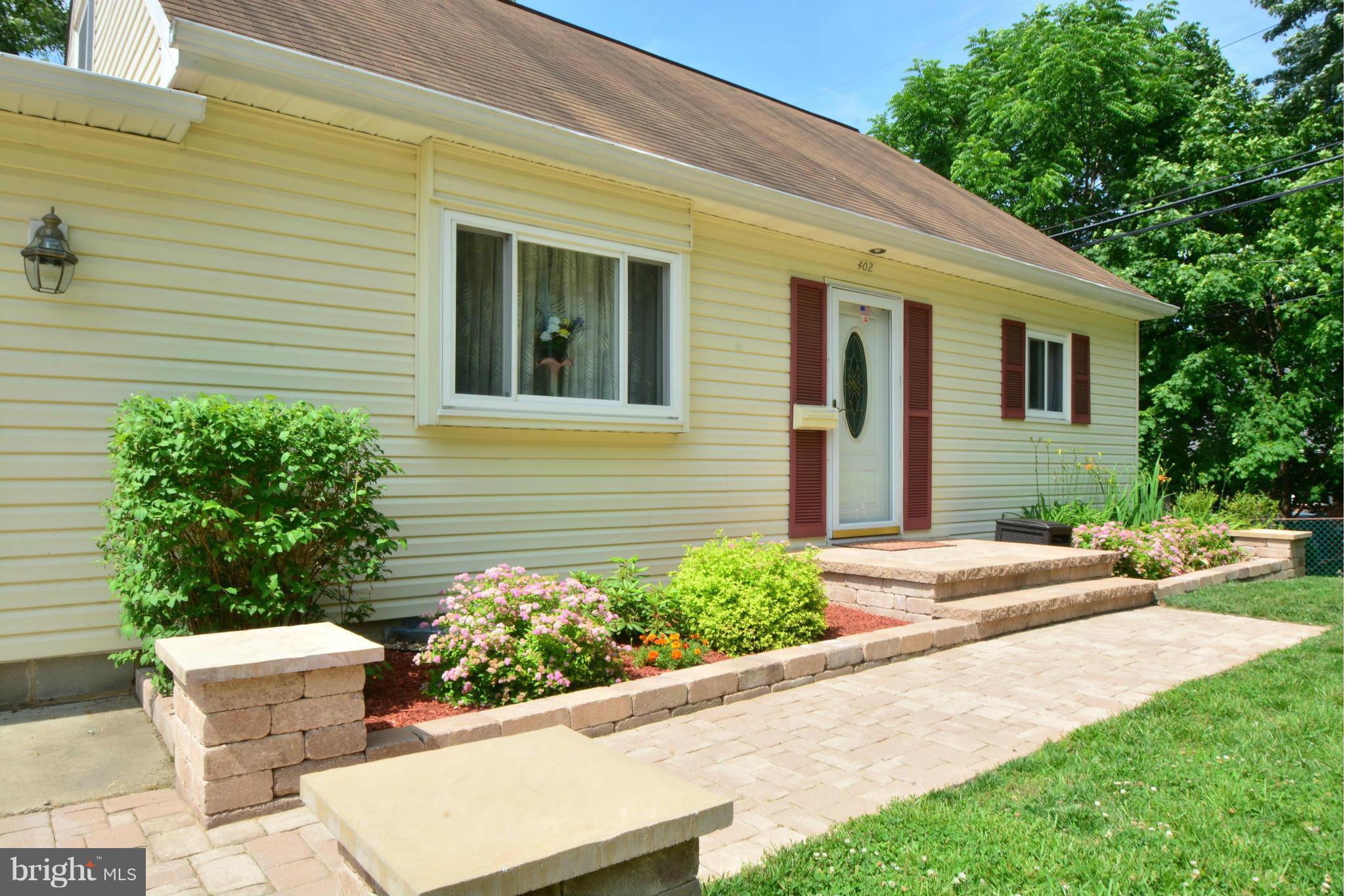 402 Nollmeyer Road Baltimore, MD 21220 - Photo 3 of 30 Exterior (Front)