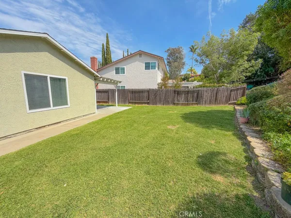 $3,900 | 27022 VÃa Fiesta, Mission Viejo, CA 92691
