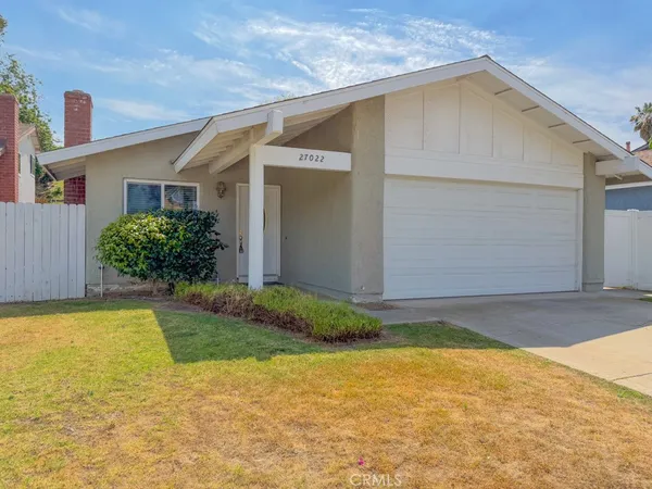 $3,900 | 27022 VÃa Fiesta, Mission Viejo, CA 92691