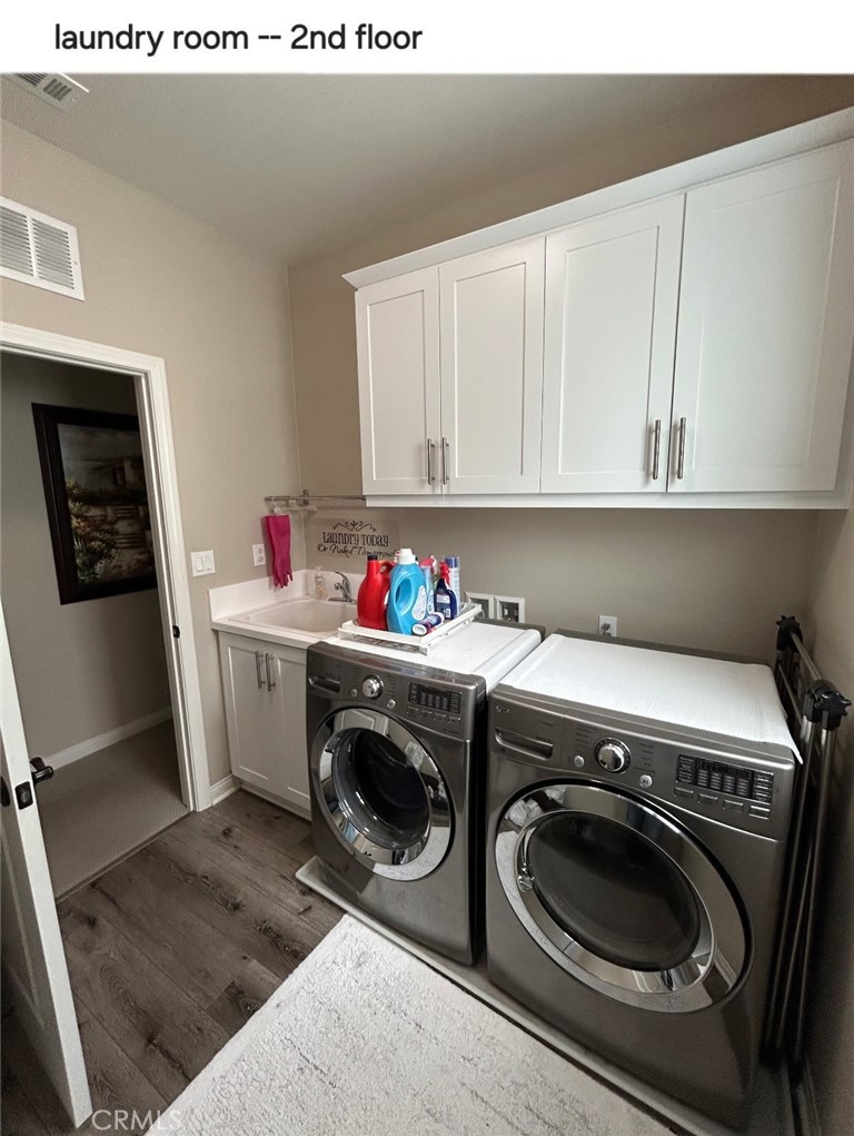 21574 Trail Ridge Drive Escondido, CA 92029 - Photo 29 of 36 Upstairs Laundry Room with Cabinets and Sinks